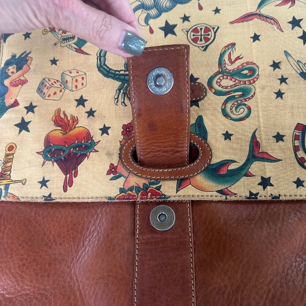 D'Luciano Leather and Canvas Graphic Snake Skull Heart Mermaid Crossbody Purse - Picture 6 of 9